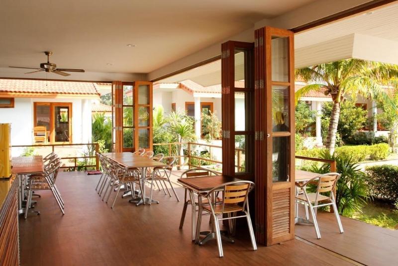Armonia Village Resort And Spa Chumphon Exterior foto