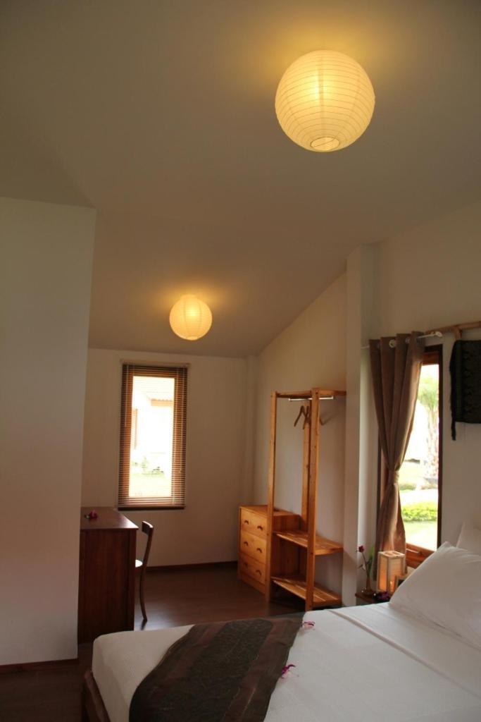 Armonia Village Resort And Spa Chumphon Exterior foto